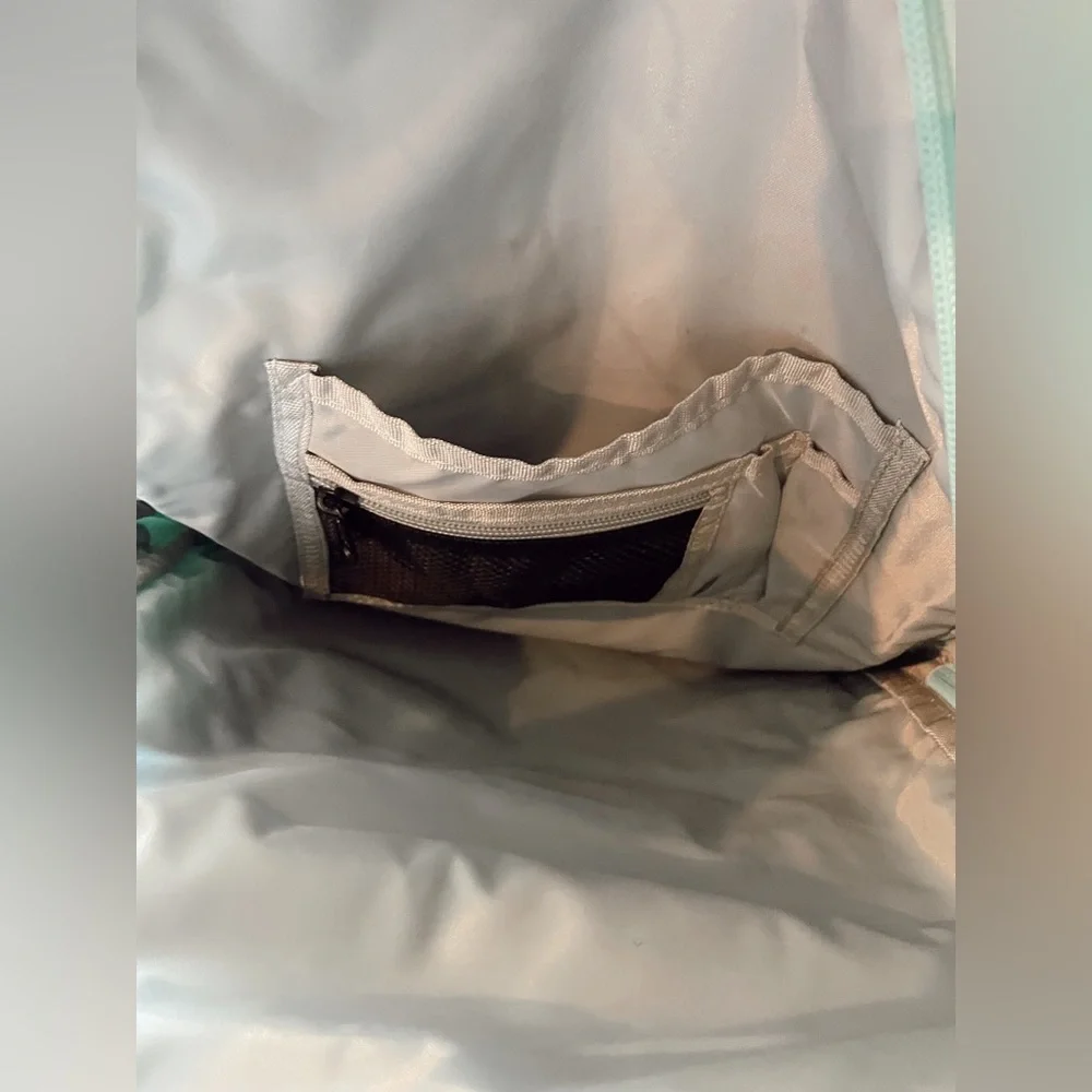 Backpack - Picture 9 of 11